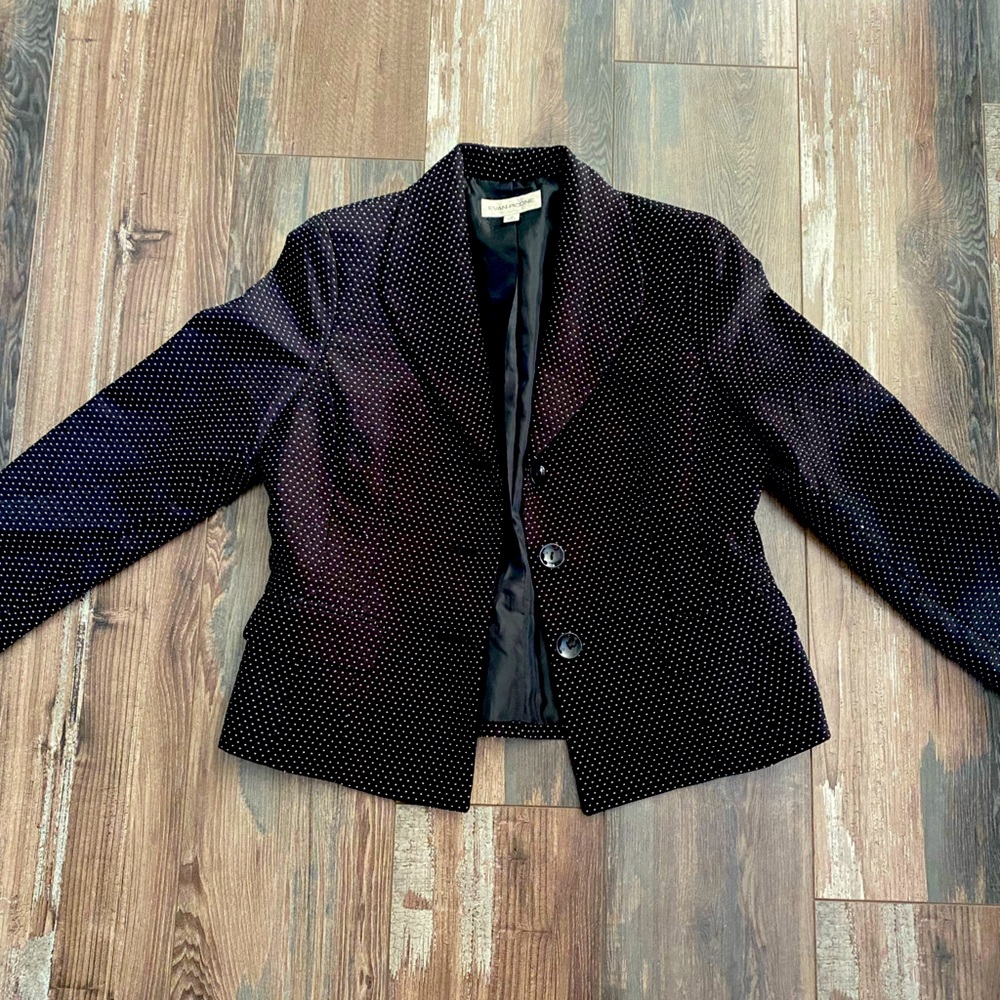 Evan Picone polk-a-dot blazer, black and white, versatile, lightweight.